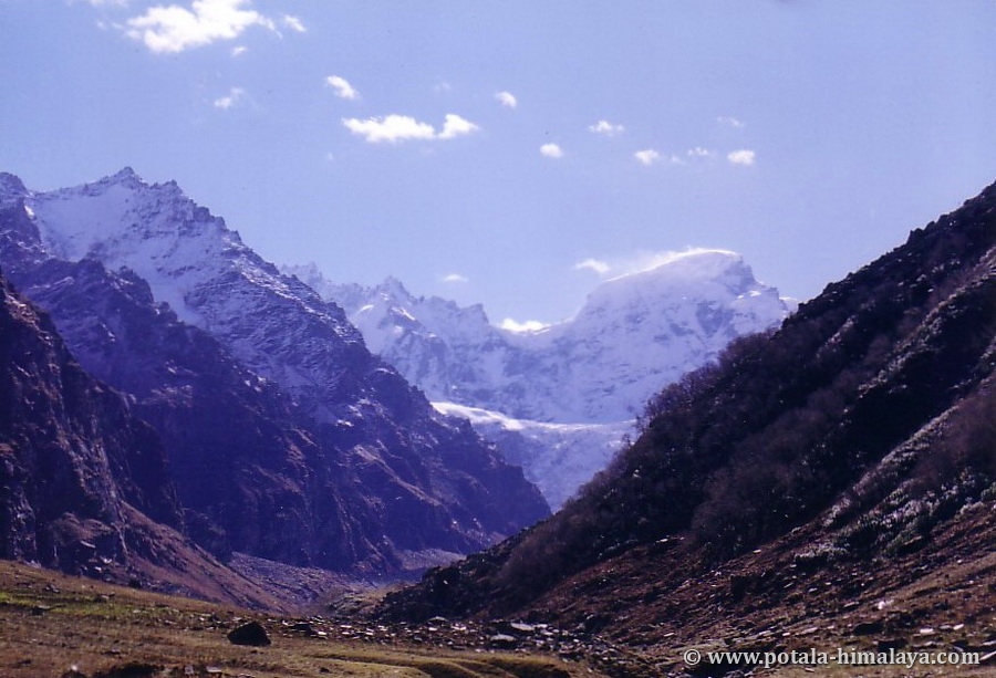 deo tibba trek map