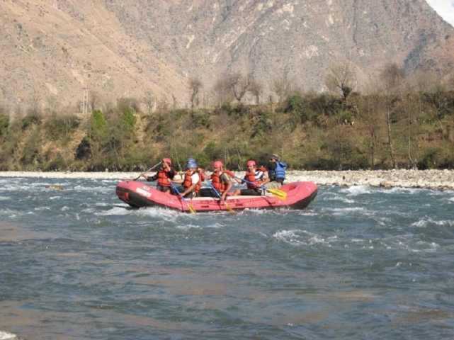 River rafting in Manali