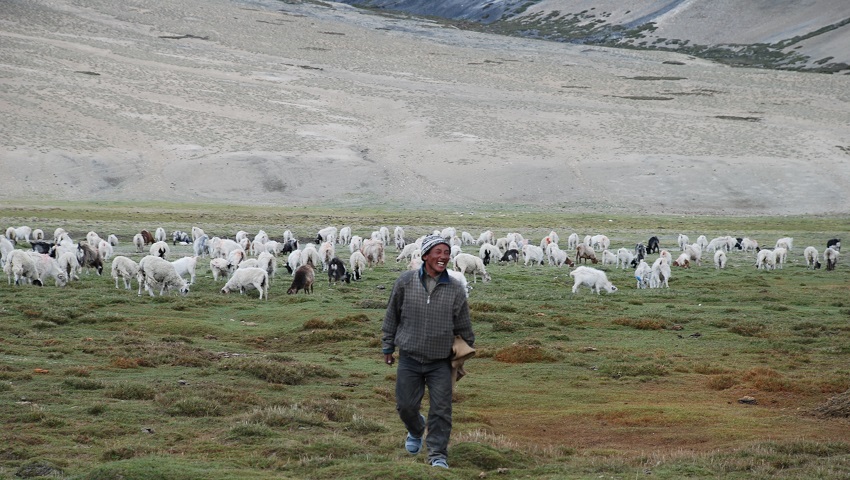 Ladakh to Spiti across Parang la