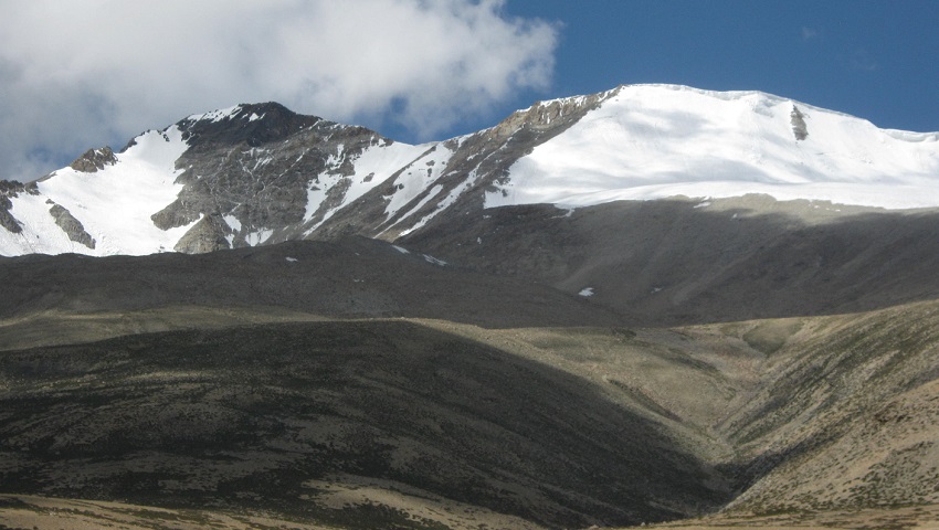 Mentok Kangri